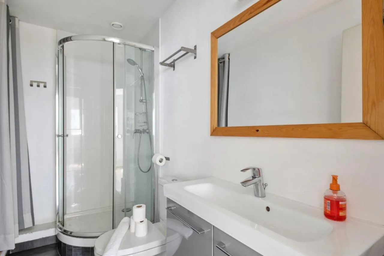 Appartement De La Motte - Welkeys Párizs Apartman